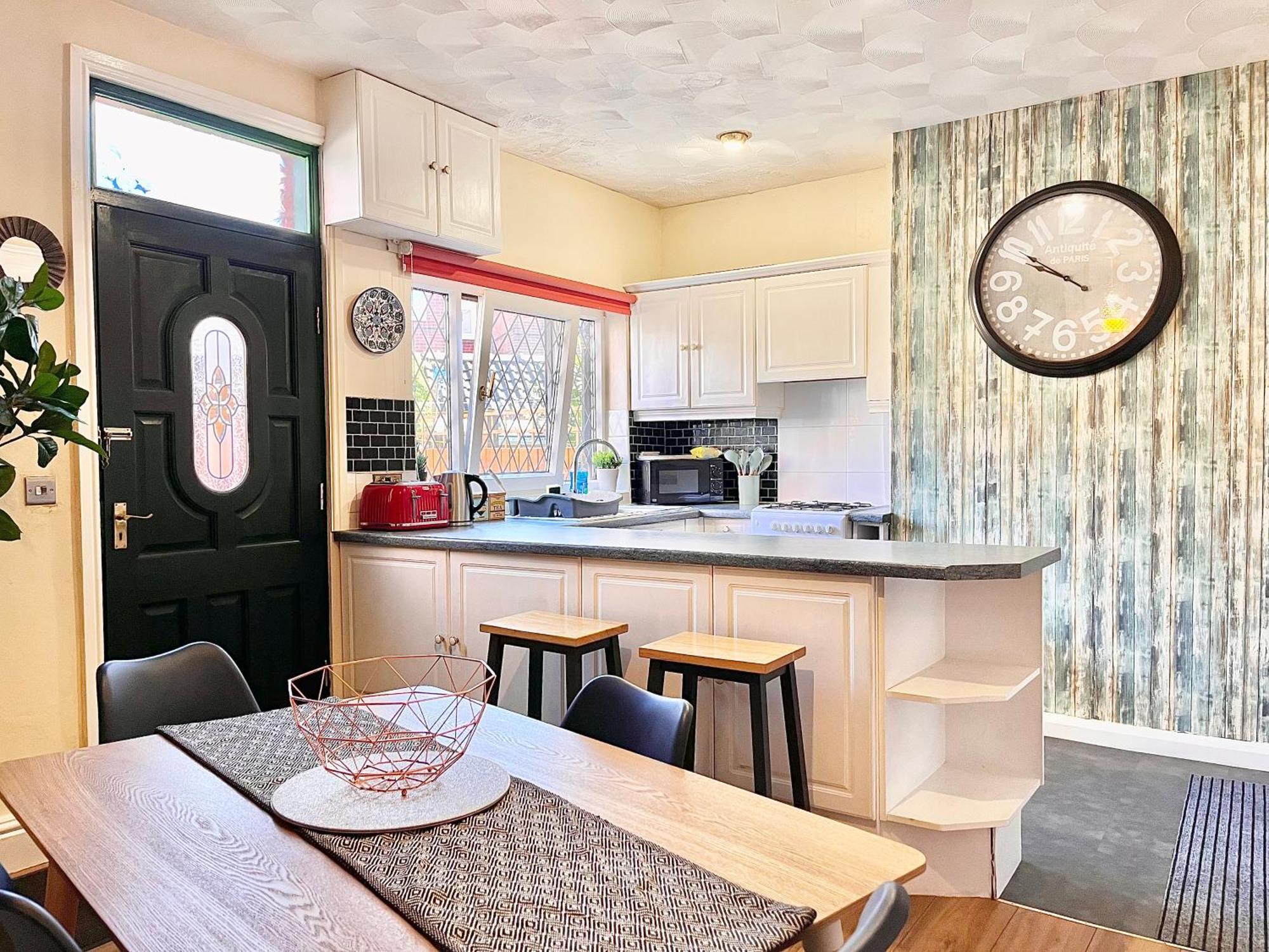 Summer Lane House-3 Bedrooms-Close To M1-Longer Stay-Free Parking Barnsley Exterior photo