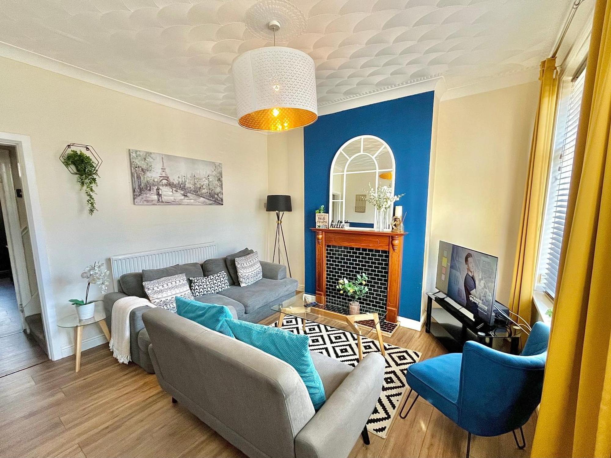 Summer Lane House-3 Bedrooms-Close To M1-Longer Stay-Free Parking Barnsley Exterior photo